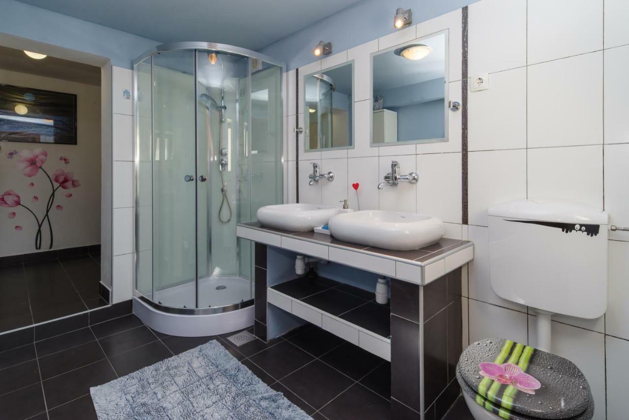Apartment Sarar Crikvenica Εξωτερικό φωτογραφία
